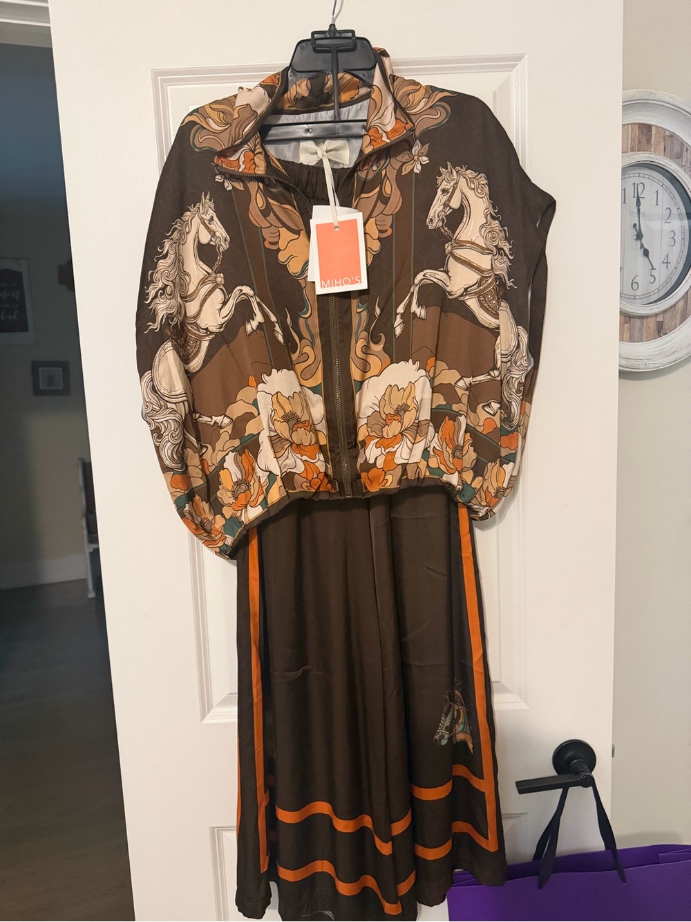 Beautiful Europe set women small